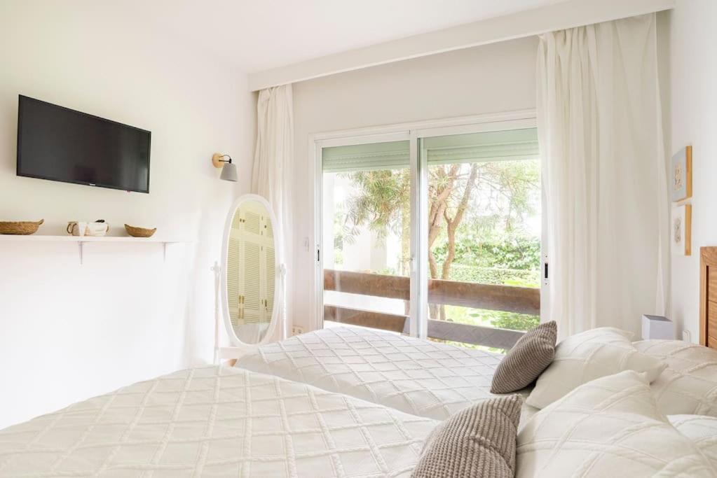 Precioso Bajo Recien Reformado Primera Linea Playa Appartement *
